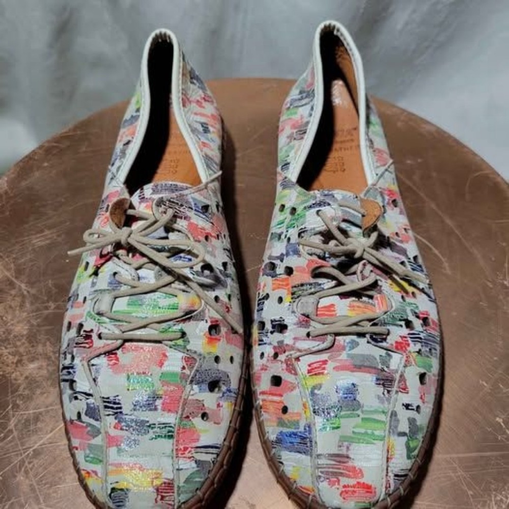 Volks Walkers 1210 Multi-color Women's Shoe (Size 11)